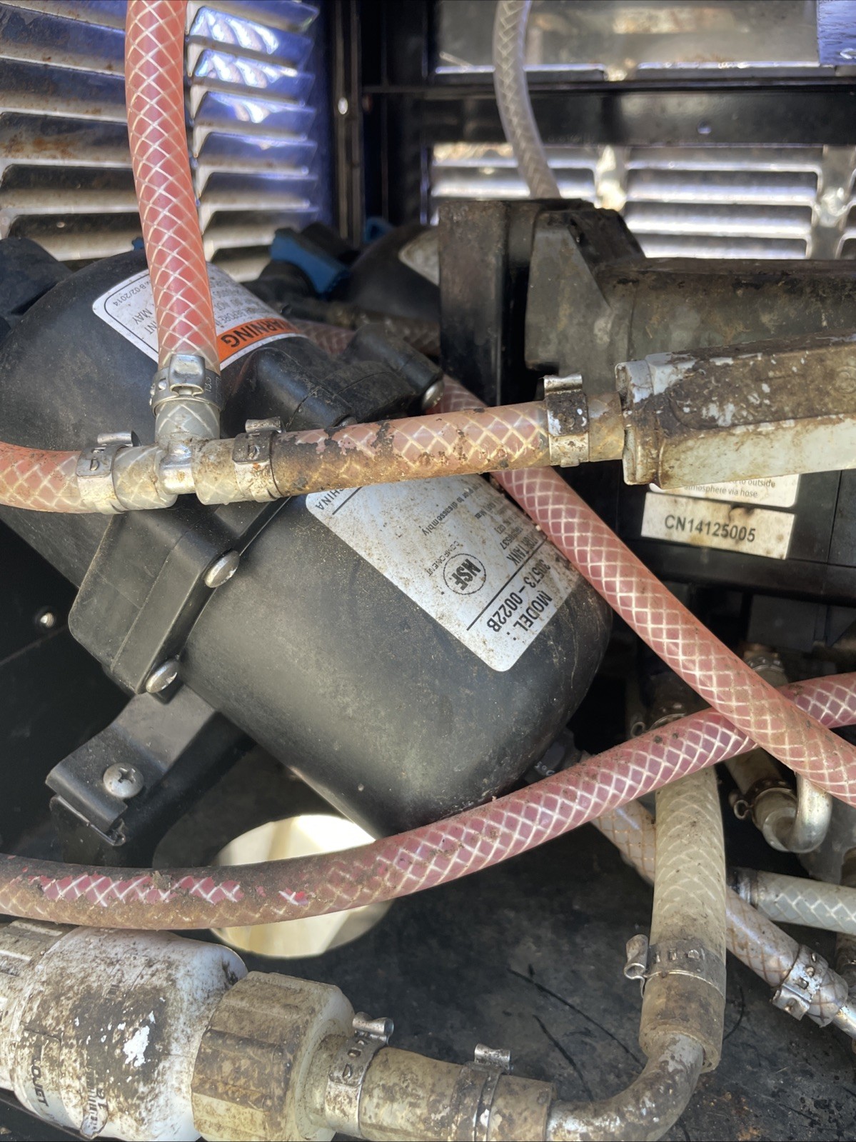 Slushy Machine Double Syrup Frozen Beverage Drink FBD 352 For Repair Or Parts.