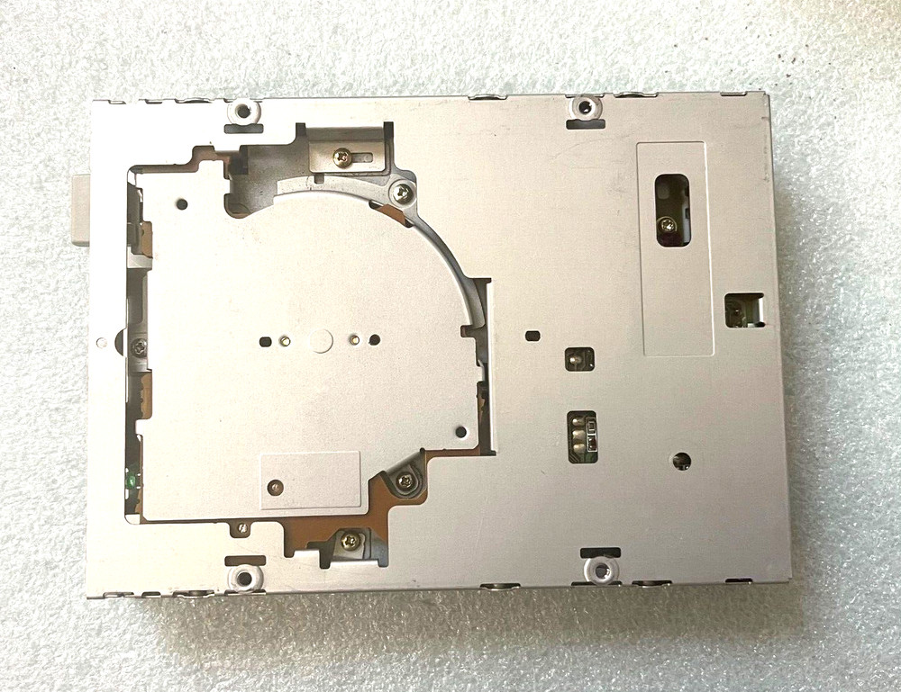 TESTED PULLS MITSUMI D353M3 1.44MB FLOPPY DISK DRIVE NO FRONT BEZEL BXDR9