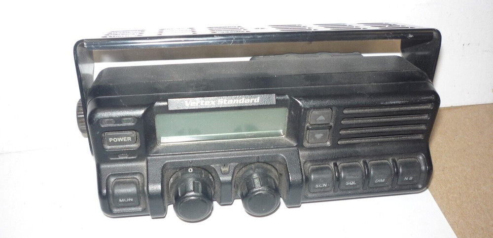 VERTEX STANDARD 2-WAY RADIO HEAD UNIT - UNTESTED