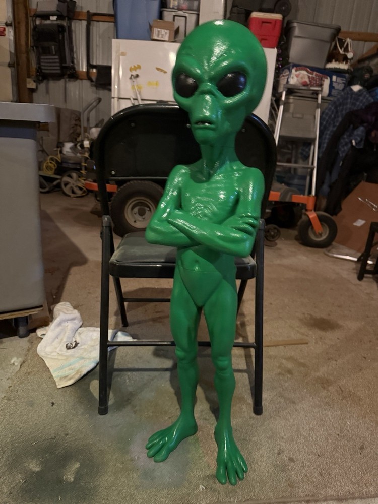 Mad Alien Statue 3 Feet Tall