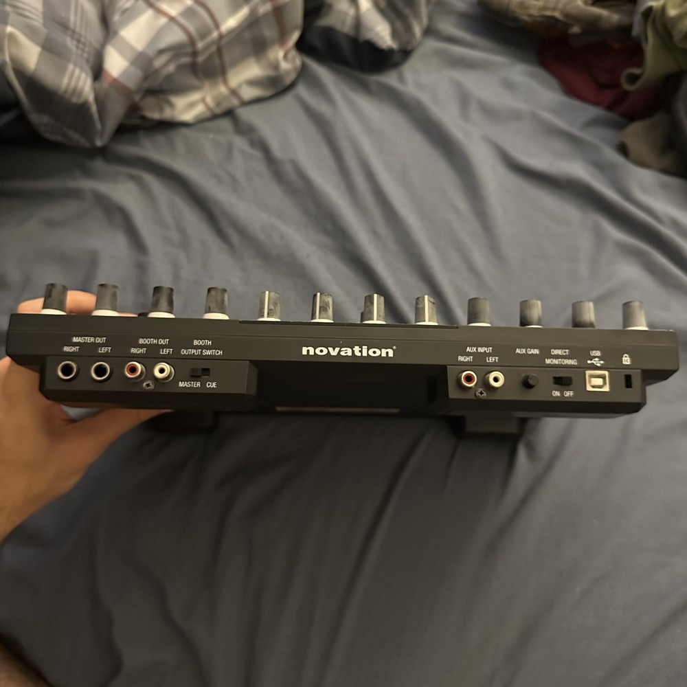 Novation Twitch Serato Itch DJ Controller