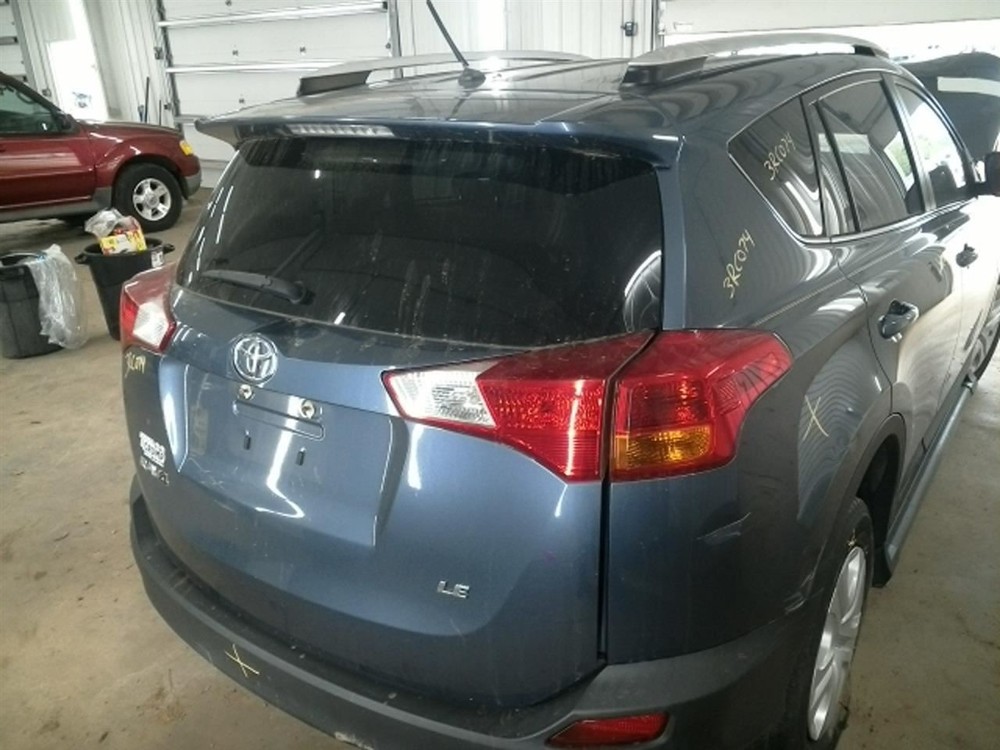 RAV 4 2013 Keys/Latches/Locks 104822186