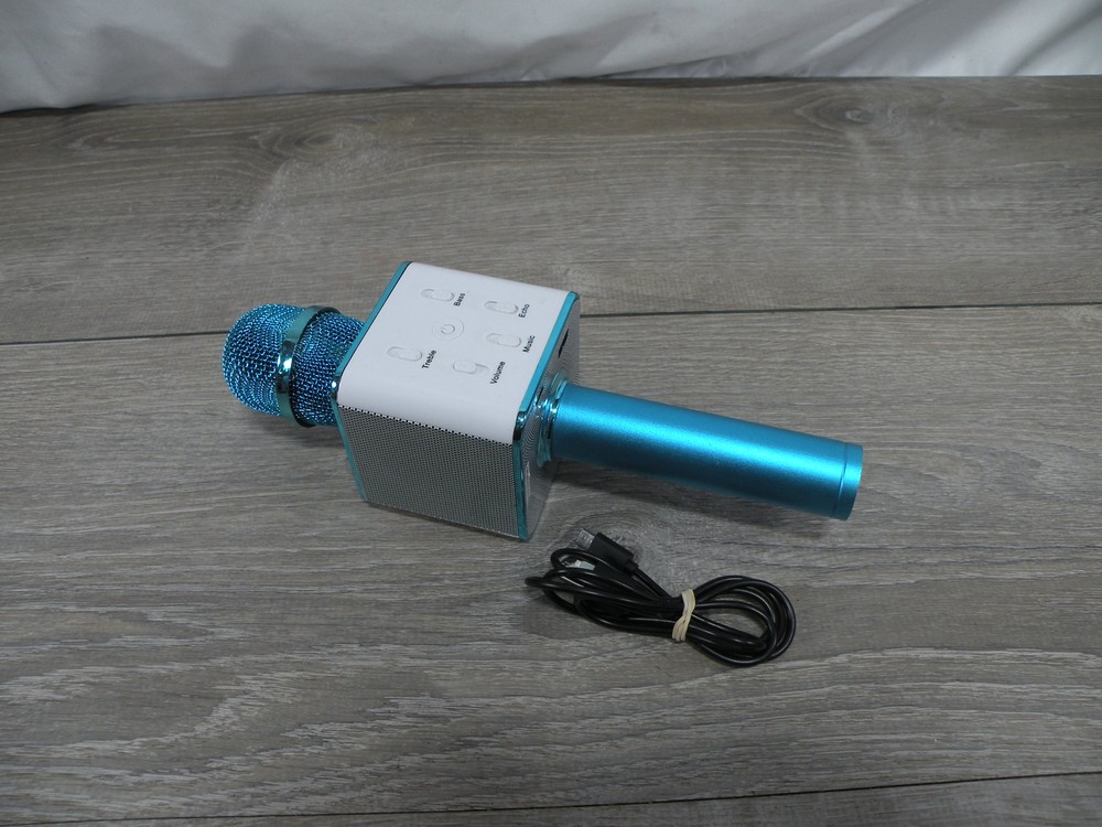 Portable Wireless Bluetooth Karaoke Microphone with Built-in Speaker & Echo