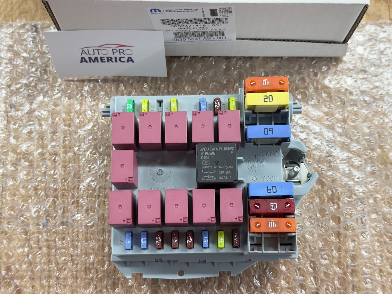 INTELLIGENT POWER CENTER 14-22 RAM PROMASTER 1500 2500 3500 OEM MOPAR 68305537AB