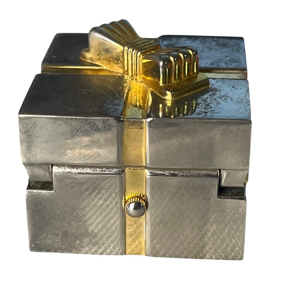 Binion Silver Toned Quartz Table Clock Gift box with gold bow