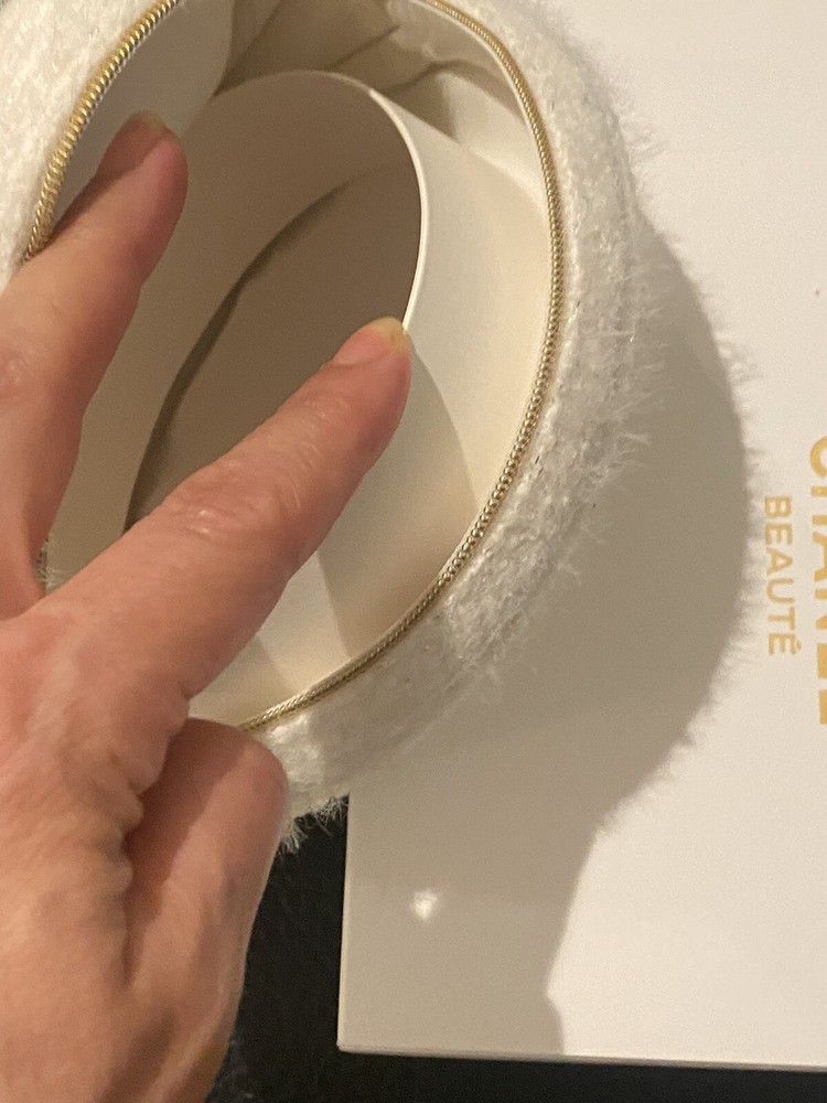 CHANEL Pouch Gift Holiday