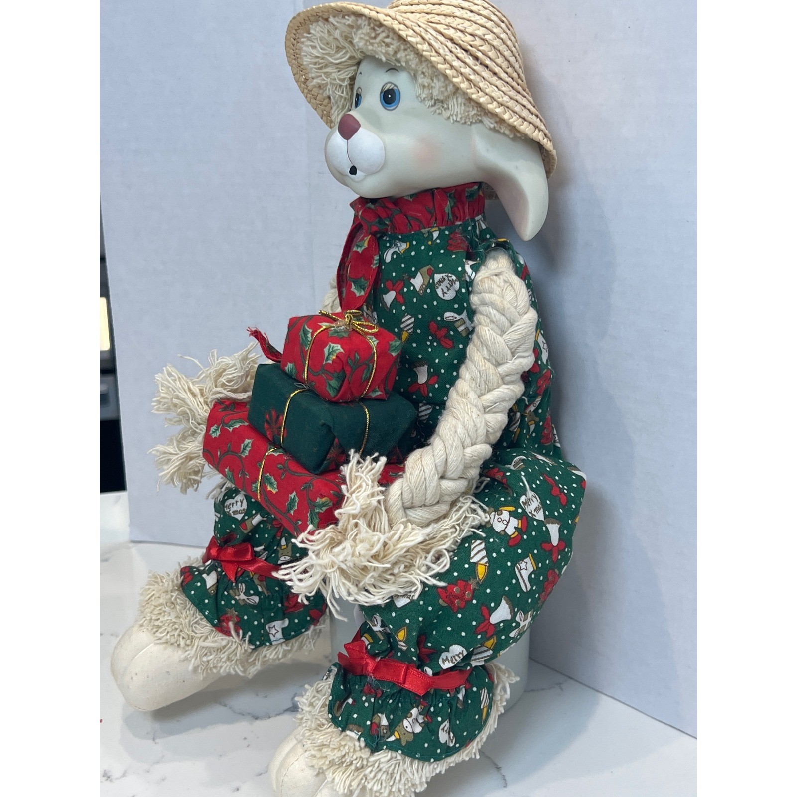 Vintage 1994 House of Lloyd,Christmas Around the World , "Floyd" Bunny