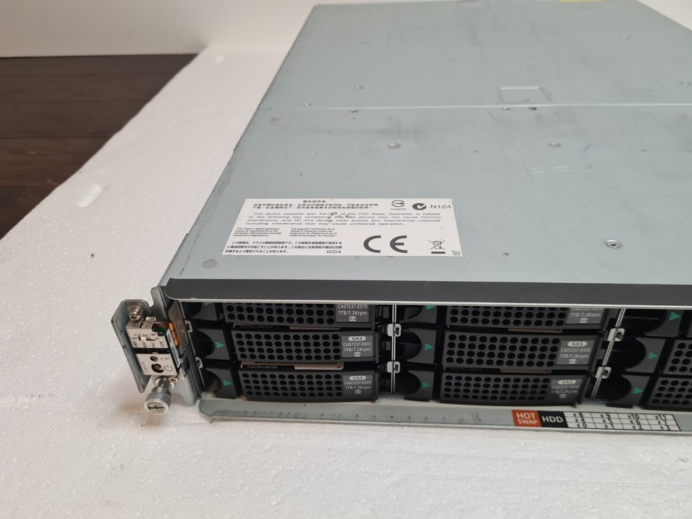 Fujitsu E20DRU2U 12 bay SAN Storage enclosure Array CA07081-B561 CA07081-A569