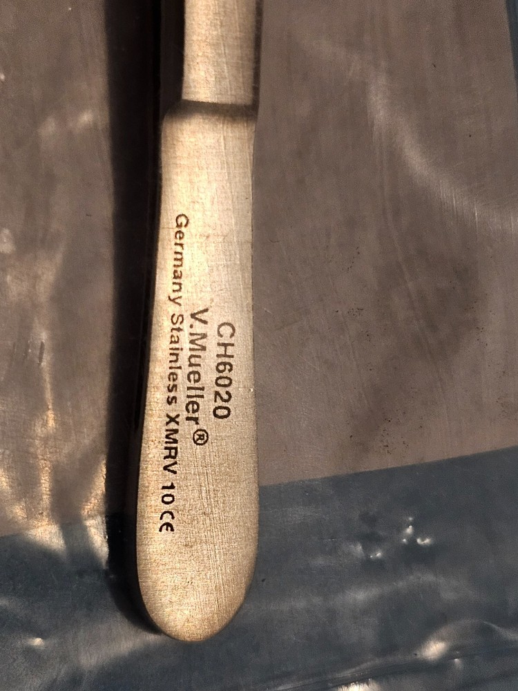 V. Mueller CH6020 Selman Tissue Forceps