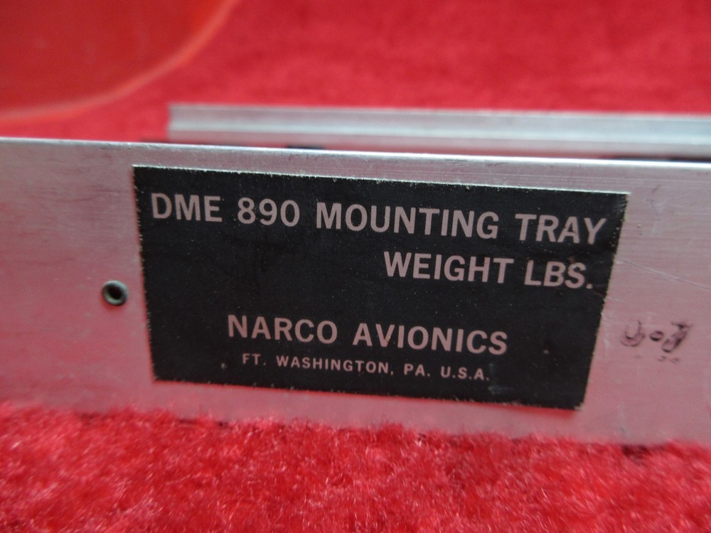 Narco Avionics DME 890 Interrogator W/ Mounting Tray