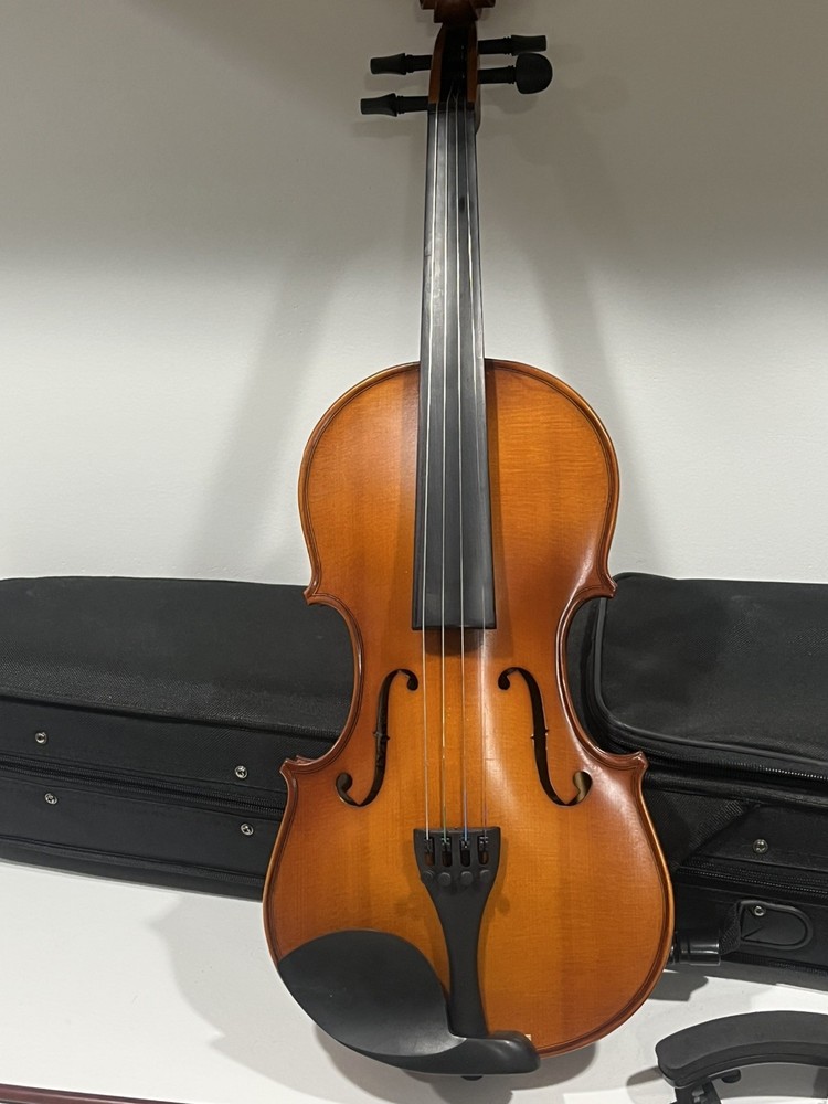 Full Sized Classic Kaizer Violin Set