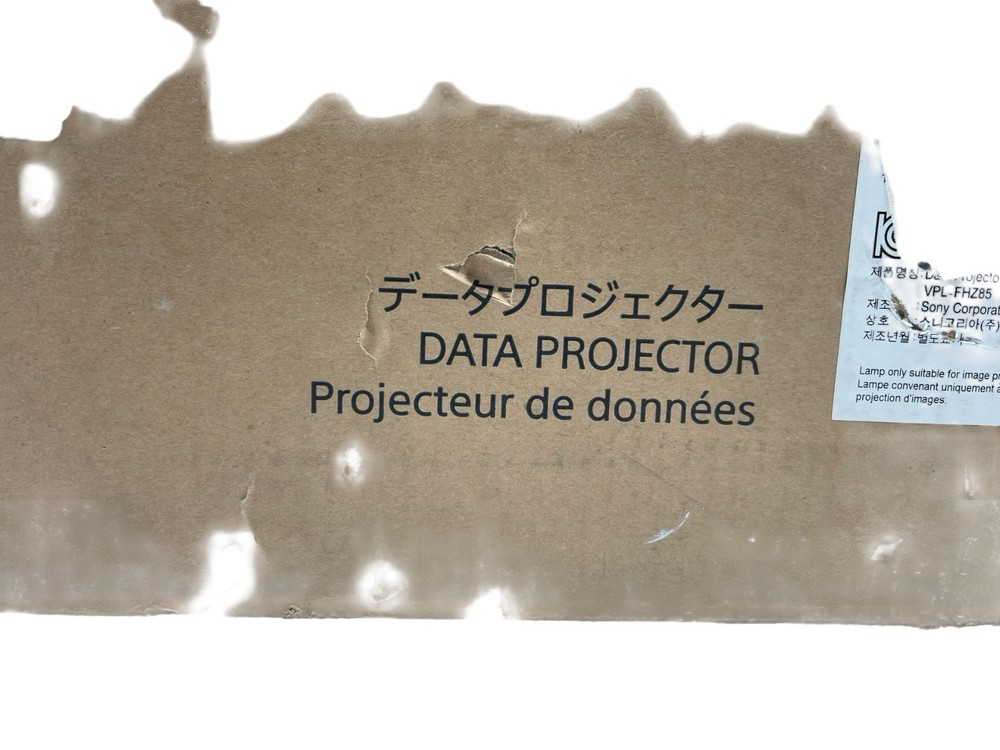 SONY Data Projector VPL-FHZ85
