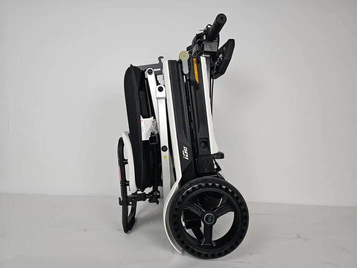 Pride Mobility iGo Folding Mobility Scooter Model S20 - Open Box