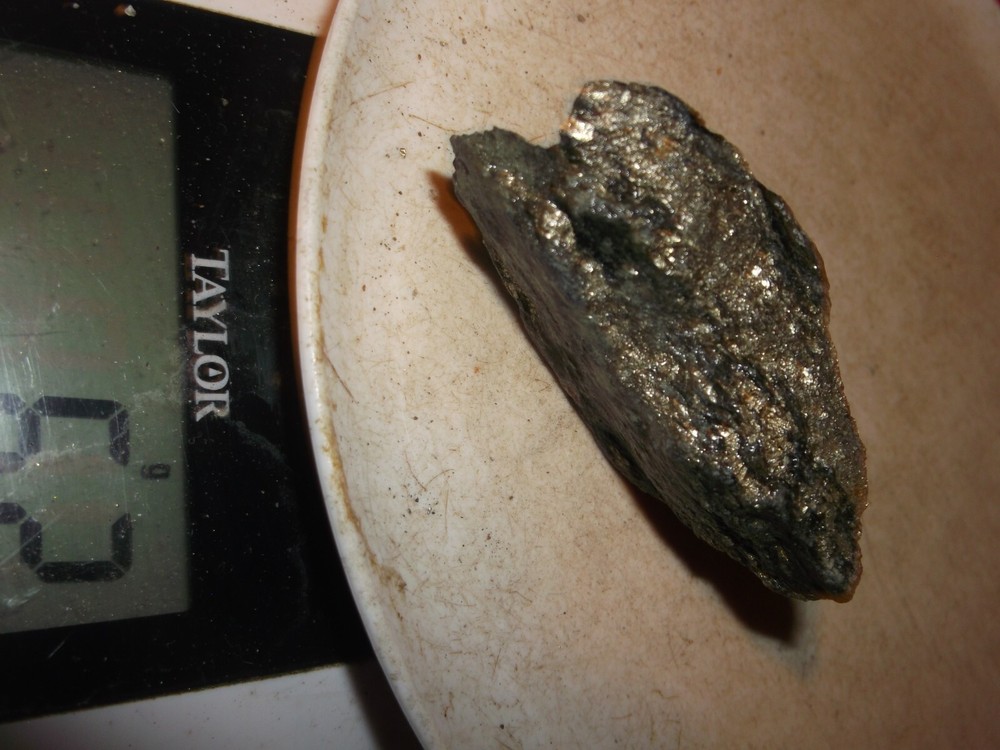 Gold, silver, copper, 62 grams samples ,ore high grade .