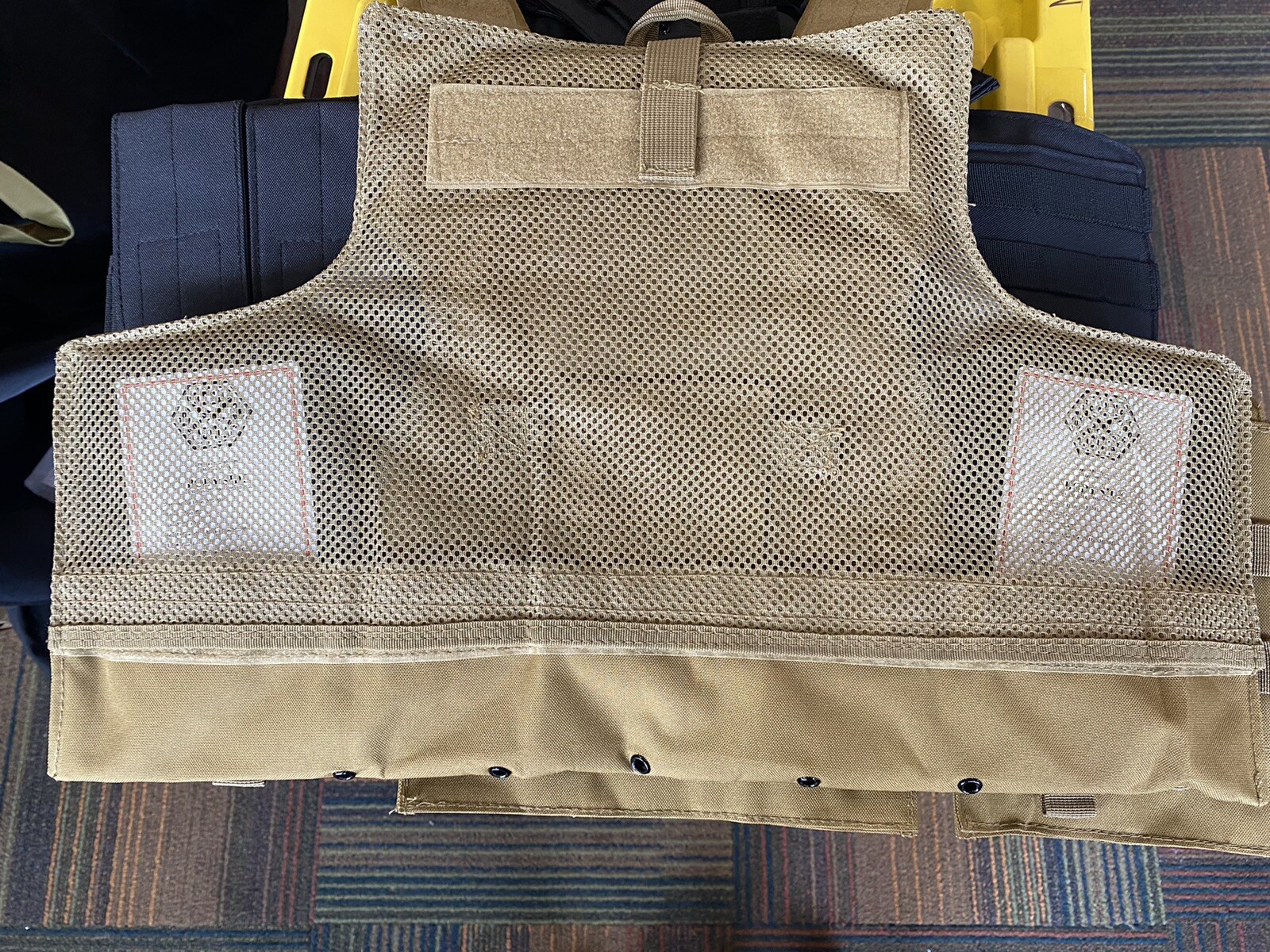 Coyote Tan FDE Tactical Vest Plate Carrier W/ Plates- 2 10x12 Front/back &Sides