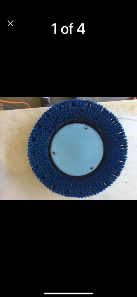 Malish Floor Buffer Brush w/ (6) Pads