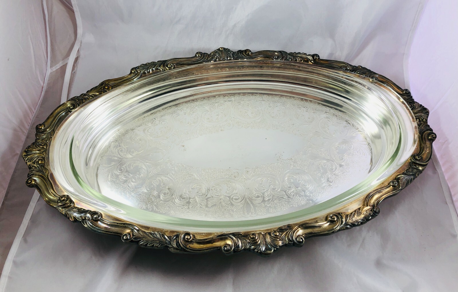 Vintage Large Oval Silver Plate Footed Serving Dish&Pyrex Insert Mint Condition