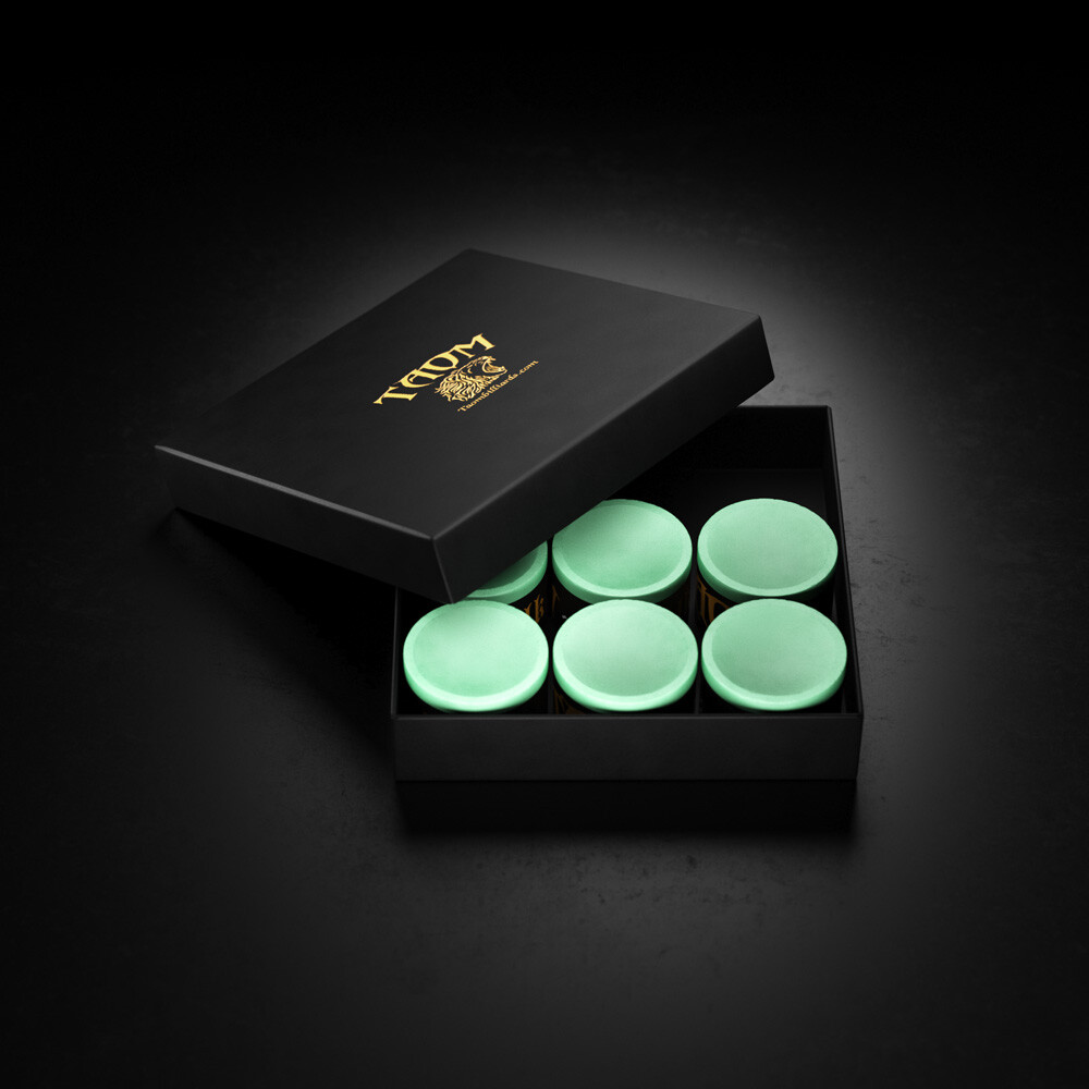 TAOM SNOOKER CHALK, pool table, snooker, billiard chalk.