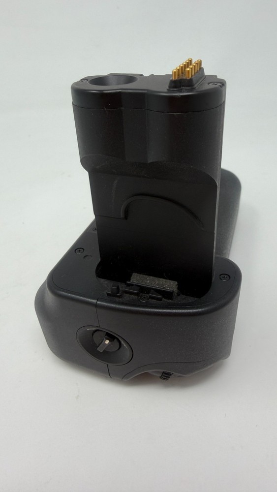 Canon Battery Grip BG_E2 for 20D 30D
