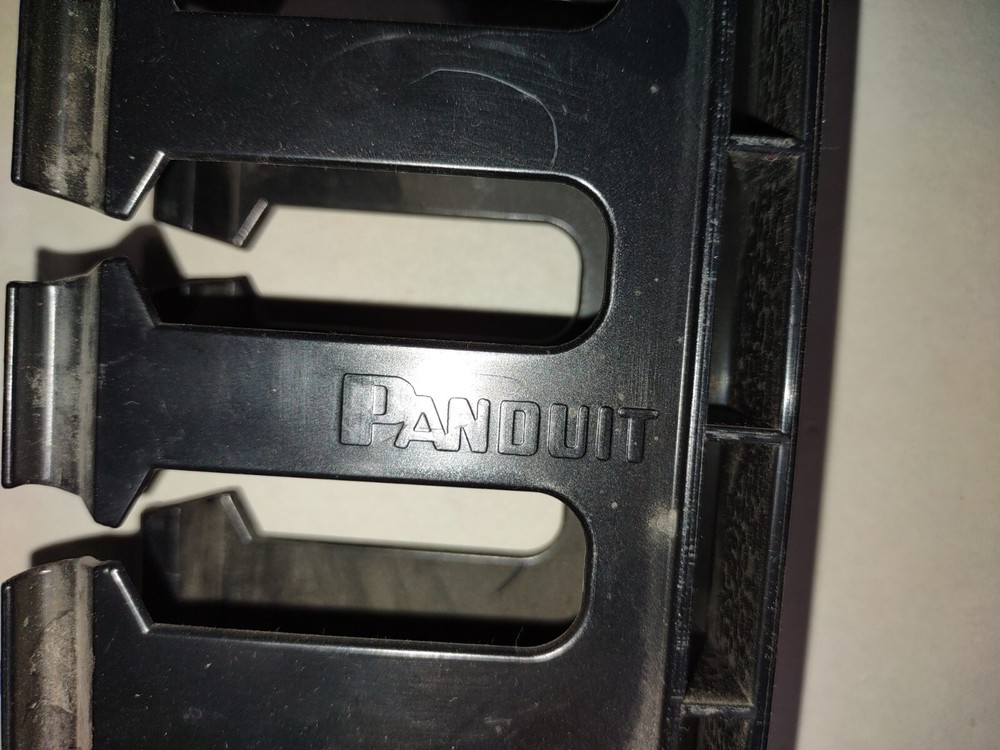 Panduit 19" 1u Rack Mount Horizontal Cable Manager Management 2 pack