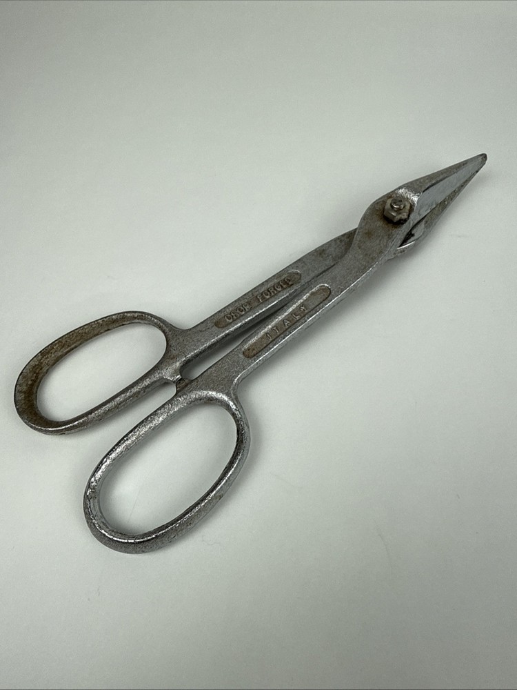 Globemaster TIN SNIPS 9" Drop Forged ITALY No. 68204 Shears 2" Bite