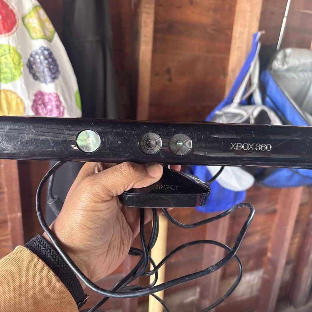 Microsoft Xbox 360 Kinect Motion Sensor Camera Wired Black