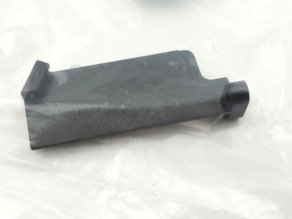 Eaton CHPHD Hold Down Main Breaker Retainer Kit For Two Pole Type CH Breakers