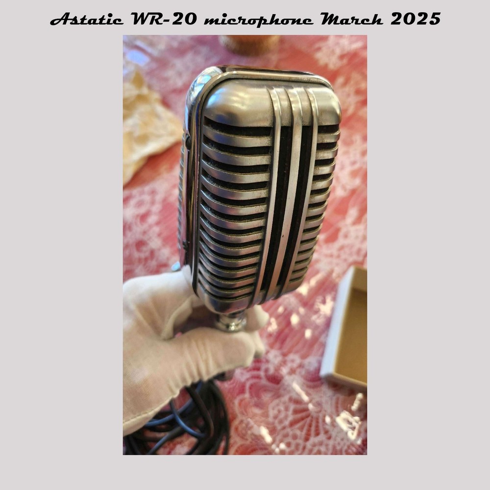 Astatic WR-20 Dual Crystal Microphone. Untested. Original Box with Extras