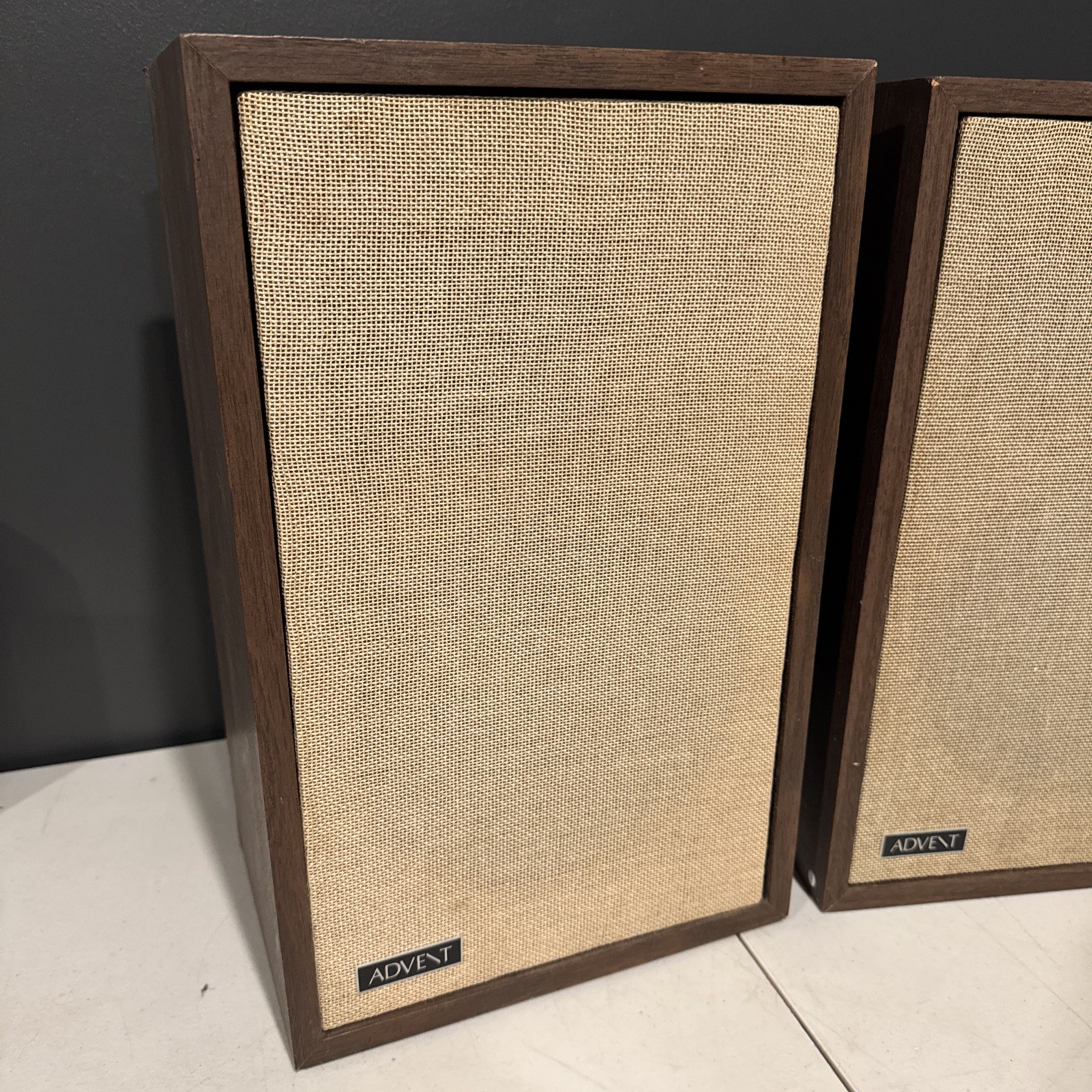 Advent /3 Bookshelf Speakers Original Grill Cloth & OG Badges - Tested