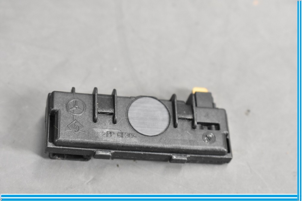 MERCEDES E550 E350 W212 WINDSHIELD HUMIDITY TEMPERATURE SENSOR OEM 2010 - 2015