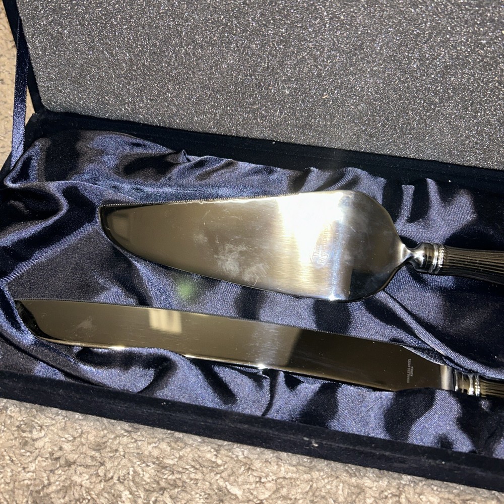 Things Remembered Cake Serving, Cutting Knife Set! QUALITY! SHARP! March 16 2002