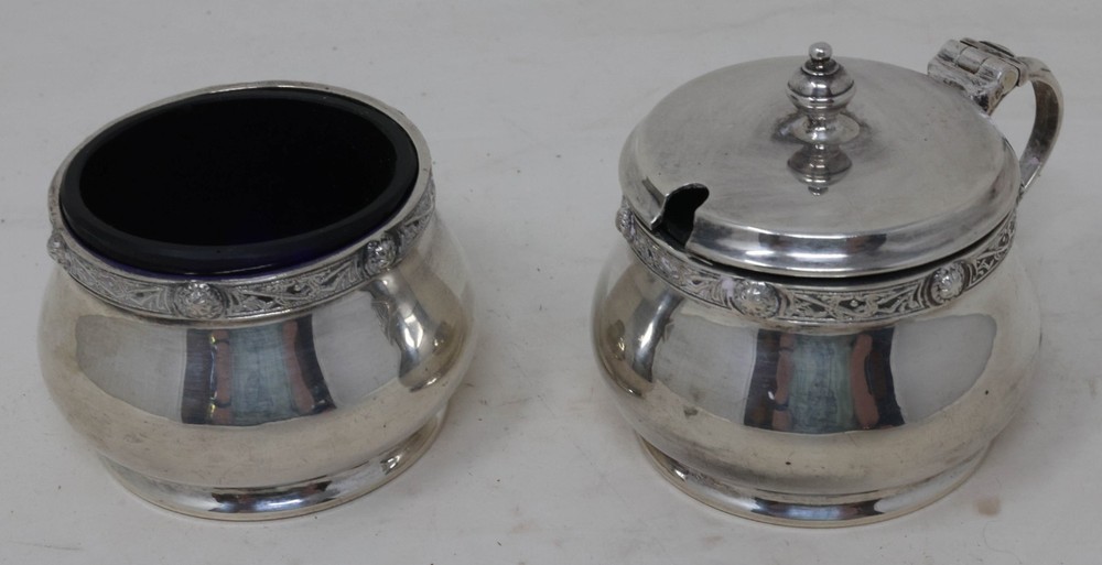 1956 Garrard Sterling Silver Mustard Pot & Open Salt Cobalt Liners Celtic Design