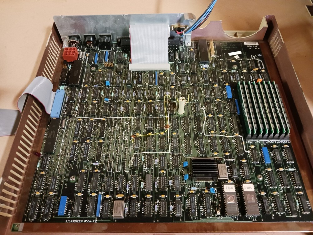 Wang Office Assistant, 80186-based, 512K Memory, (2) 5.25" Floppy Disk Drive