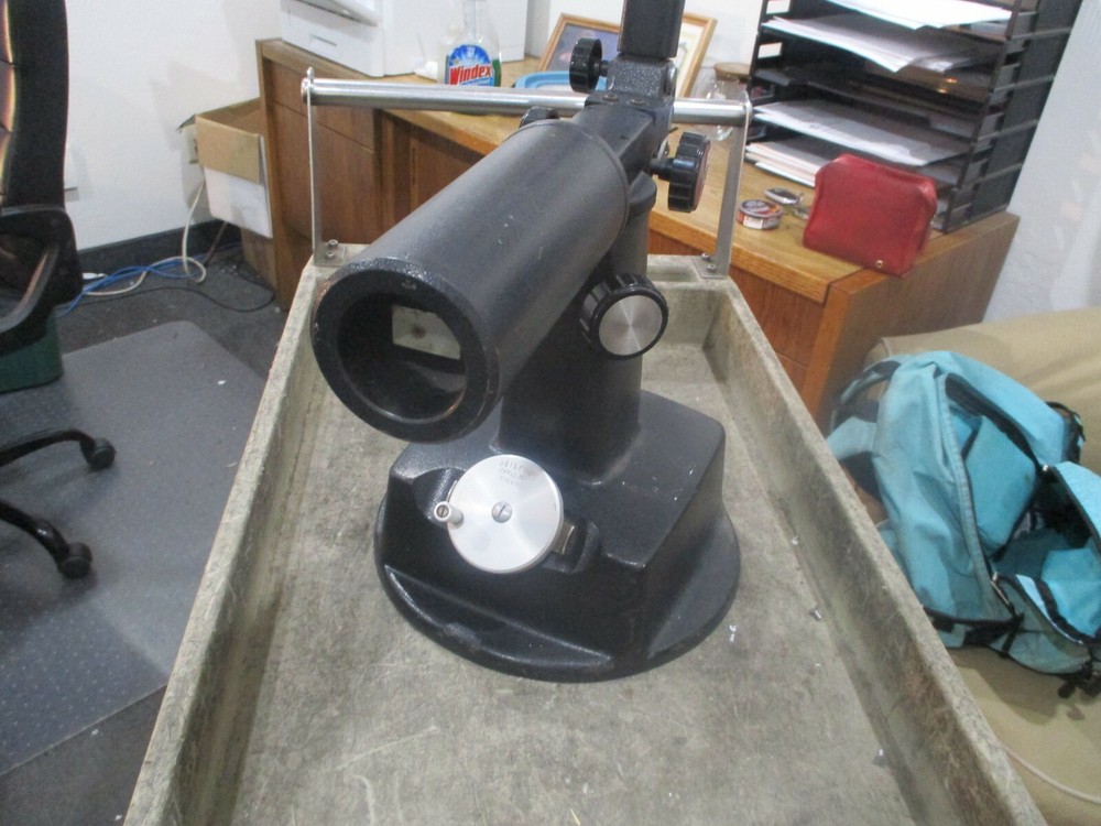 Bausch & Lomb SK Stand