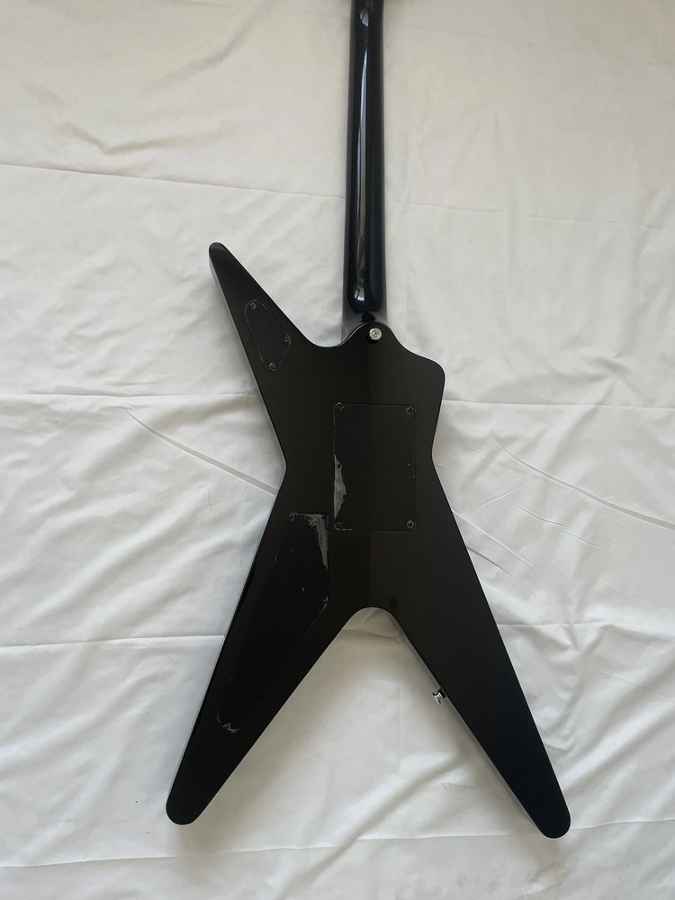 Factory Customized Black 6 Strings Electric Guitar with A Top Quality