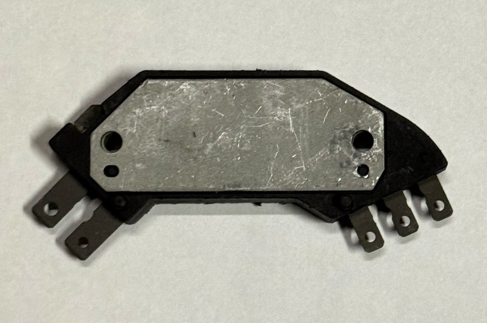 NOS OEM GM Ignition Module #D1918 (1894308)