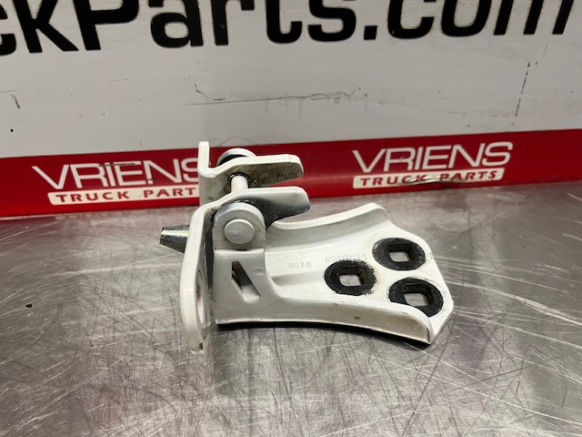 PETERBILT PETERBILT HINGE-DOOR LOWER R48-1053