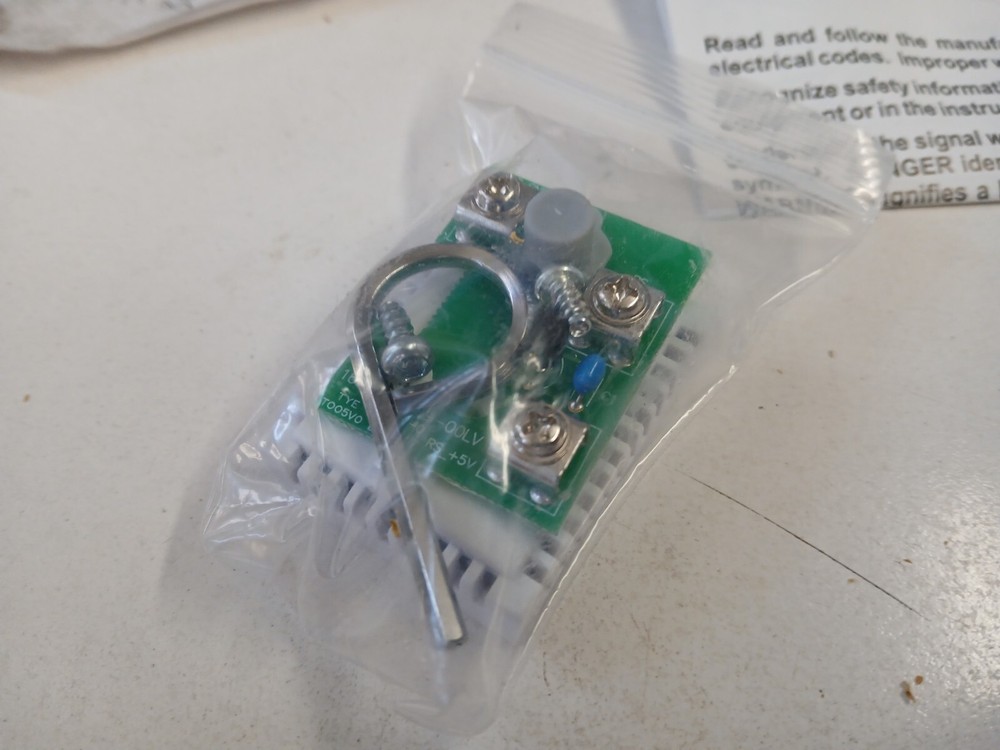 Venstar ACC0401 Remote Sensor Temperature Sensor New open box