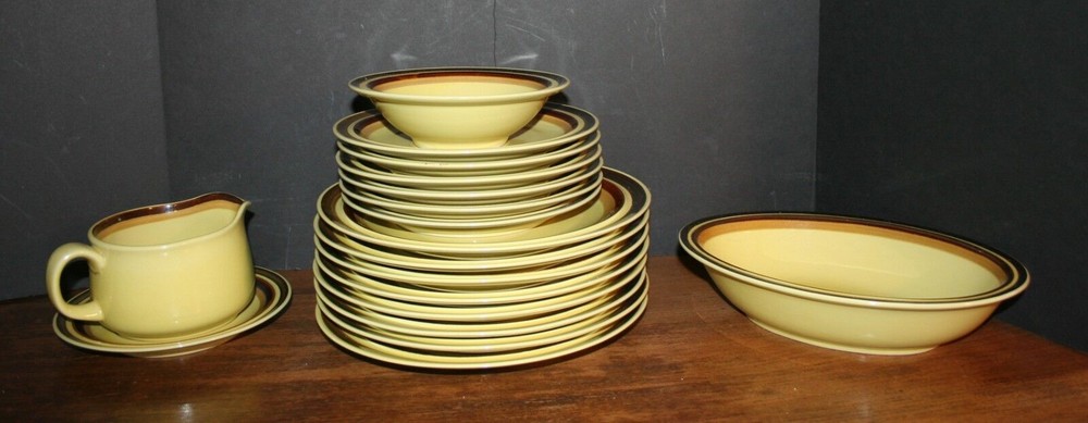 Stoneware Dinner Ware Independence by Interpace (18) Yellow Ware