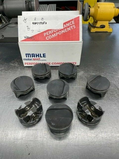 Mahle Pistons