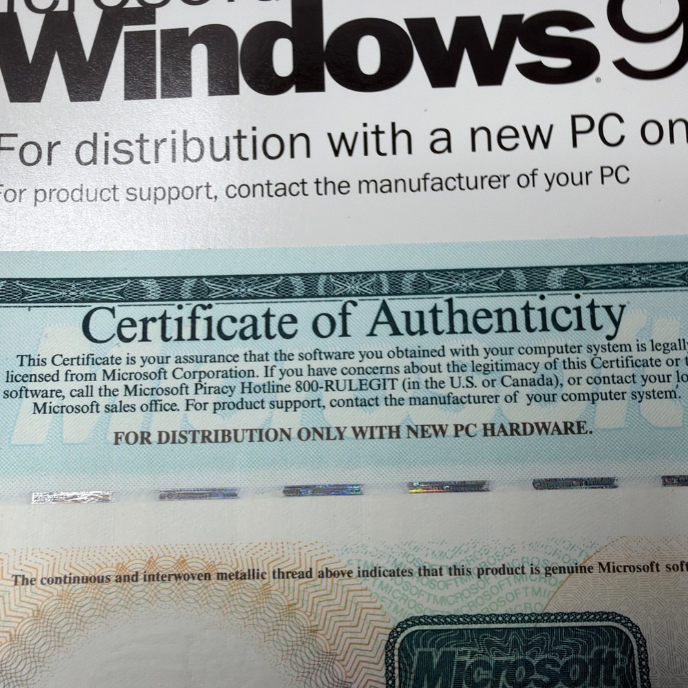 Microsoft Windows 95 Original Install CD-ROM, COA/Product Key & User Guide Used