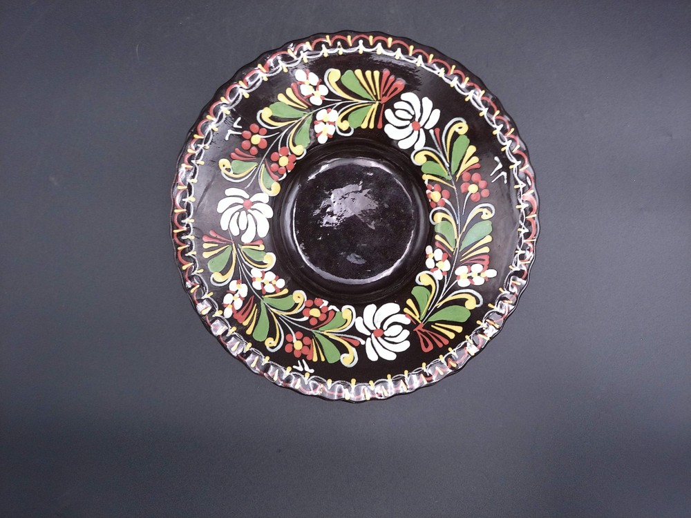 Ceramic Dark Brown Decorative Floral Ring Design Plate