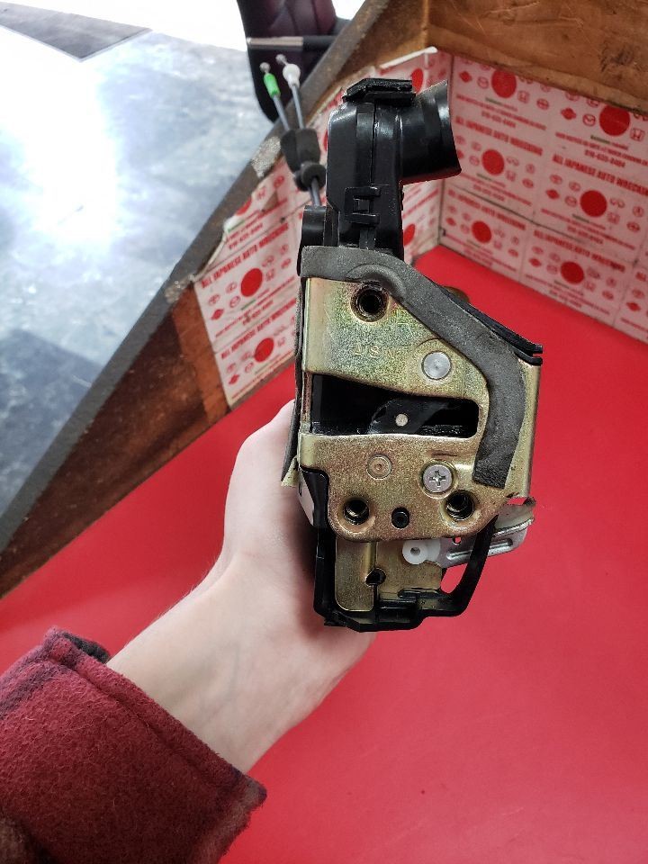 RX330 2004 Lock Actuator 168527
