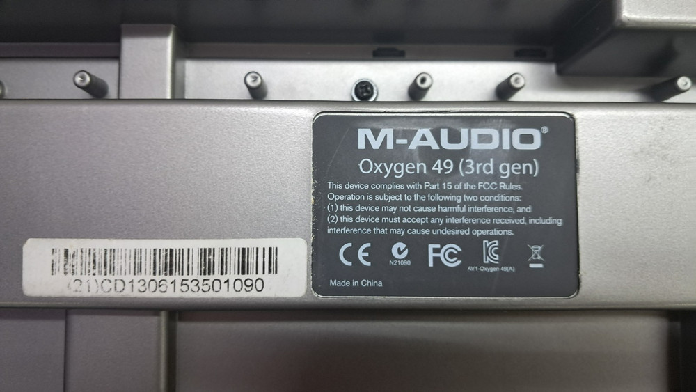 M-Audio Oxygen 49 3rd Gen 49-Keys Electronic MIDI Controller Keyboard Piano