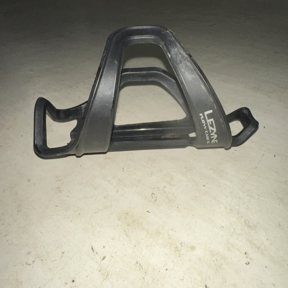 Lezyne Flow SL - L Water Bottle Cage LEFT Hand Side Loading Secure Black Small