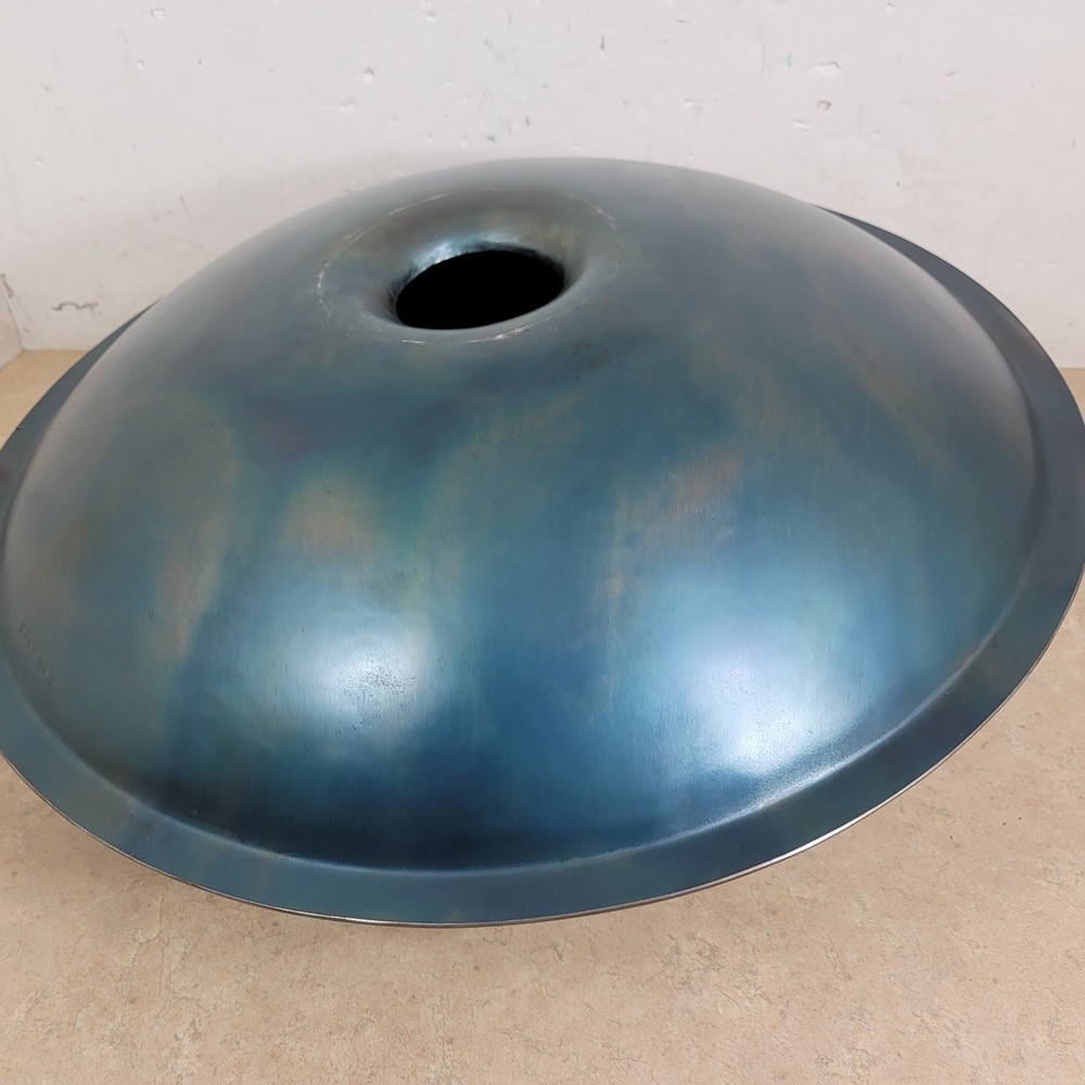 Isthmus Instruments E Minor Handpan