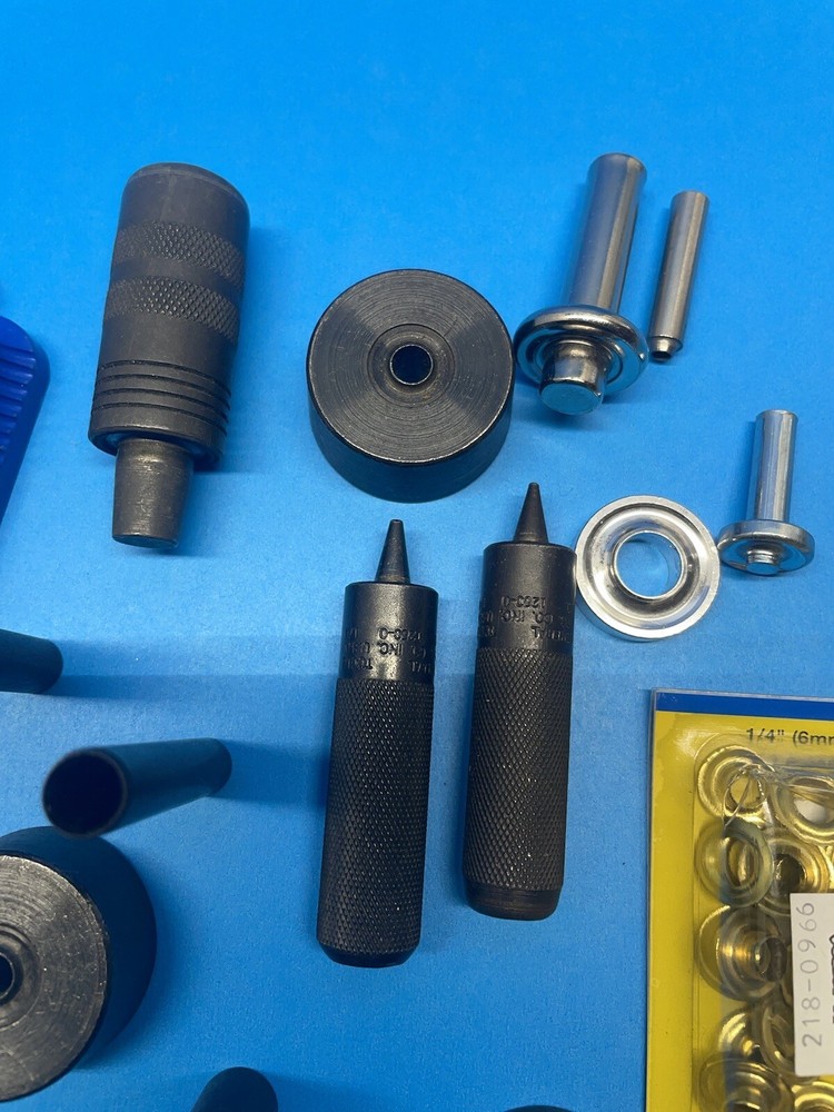 Grommet set and tools, different sizes