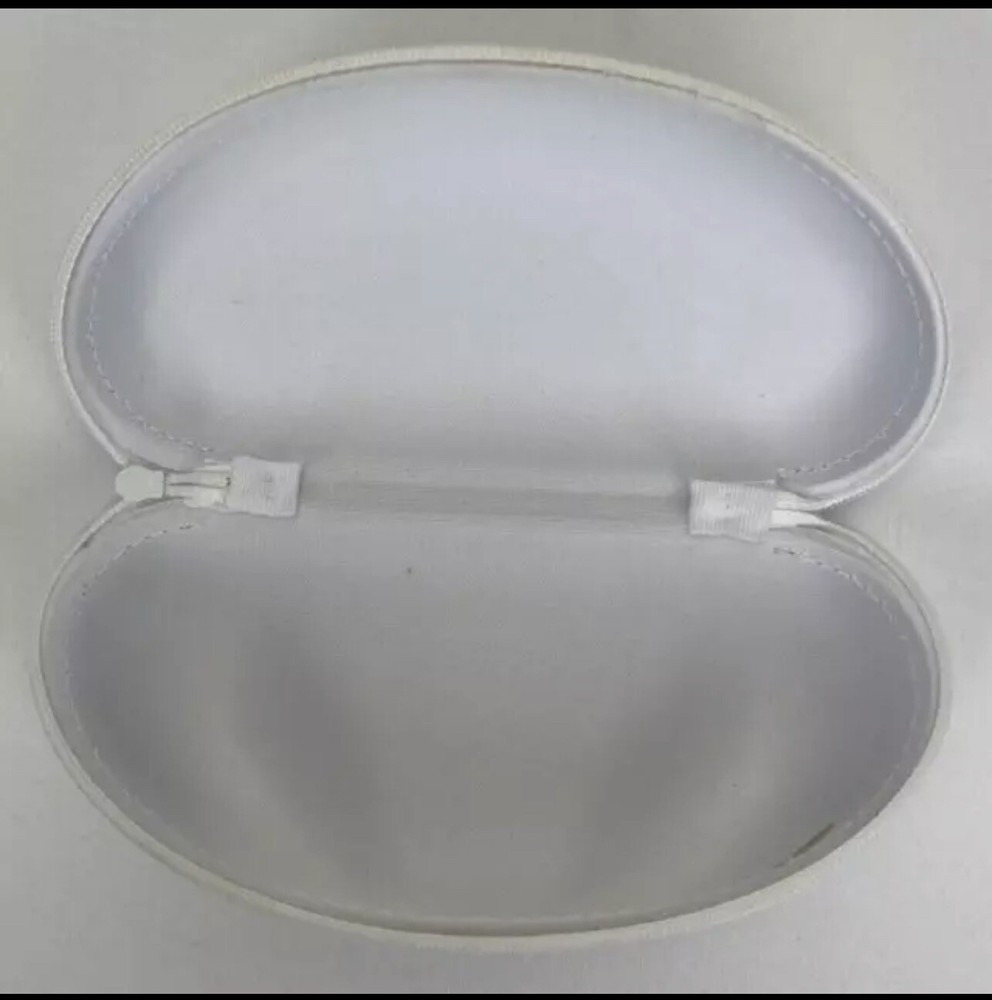 Jessica Simpson Hard Glasses Case (white) NEW