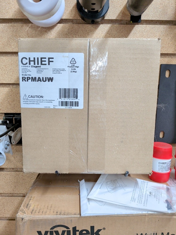 Chief Elite Universal Ceiling Mount White Model RPMAUW