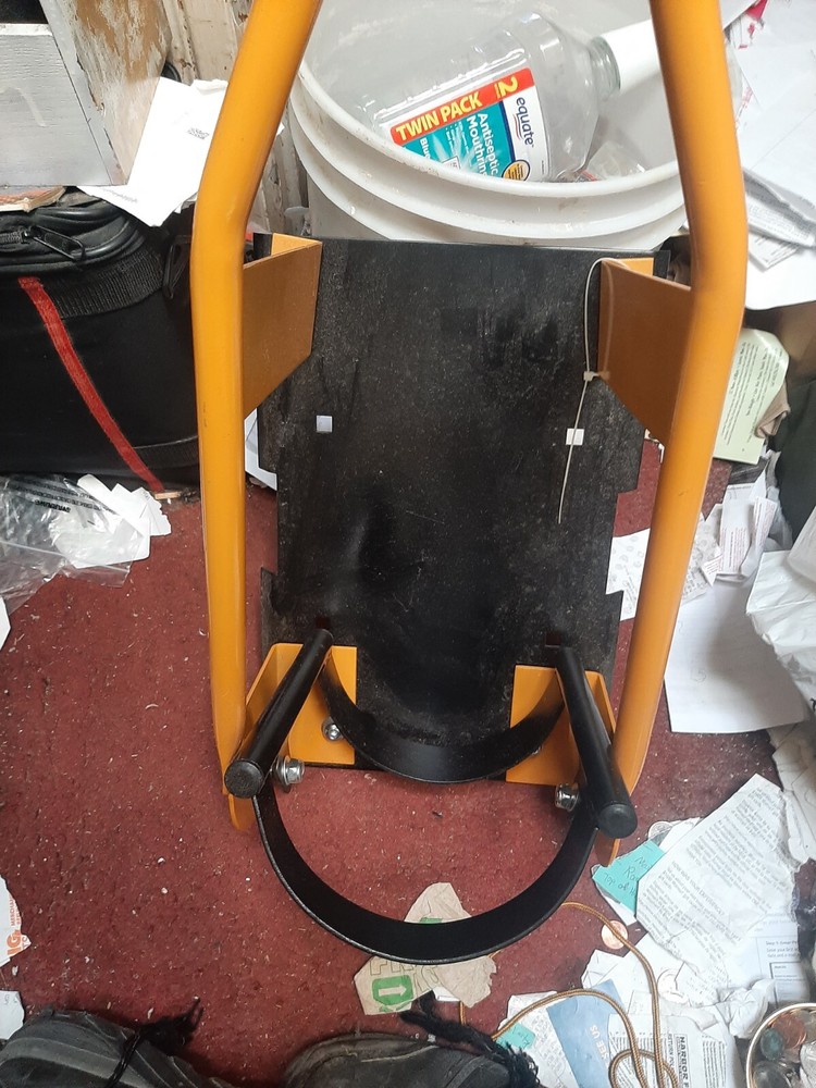 Max Haul motorcycle Wheel Chock